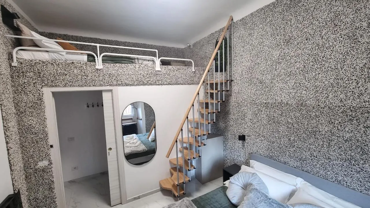 Guest house Casa Storica Piazza 5 Giornate Hotel Milan Italy
