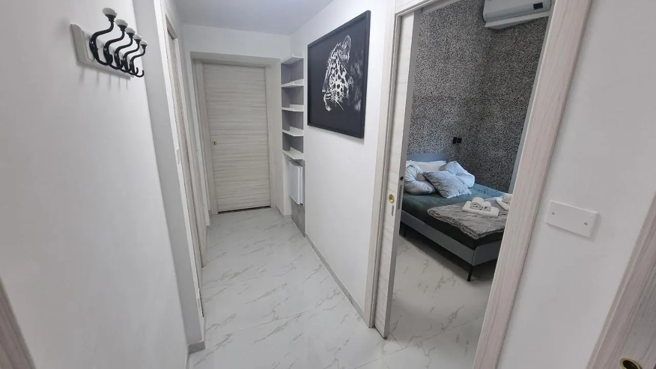 Отель Casa Storica Piazza 5 Giornate Милан